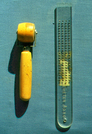 Figure 12. Roller and crush strip for testing green seed content.