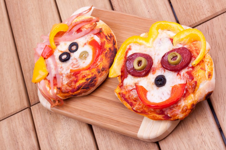 Kids’ Funny Face Pizzas