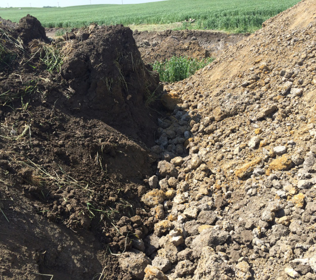 Separation of topsoil