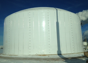 Figure 28.3 An 11-million-gallon capacity refrigerated and insulated ammonia storage tank at Dakota Gasification facility near Beulah, ND.