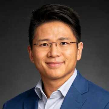 Headshot of Kang Liang