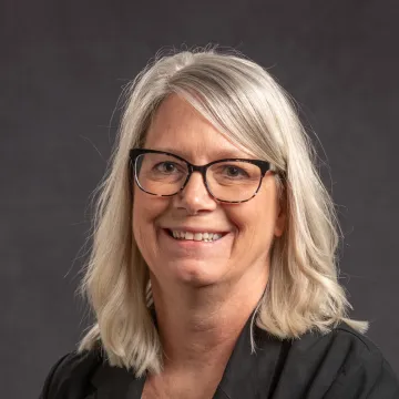 Headshot of Lisa Heitzmann