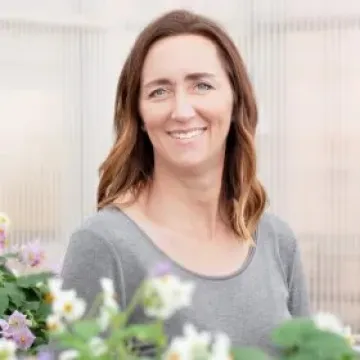 Headshot of Julie Pasche