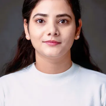 Headshot of Sujata Singh Yadav