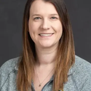 Headshot of Rachel Selstedt