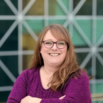 Headshot of Michon Tronnes