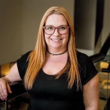 Headshot of Terese Carter