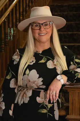 Dee Holmes, RLND Class X