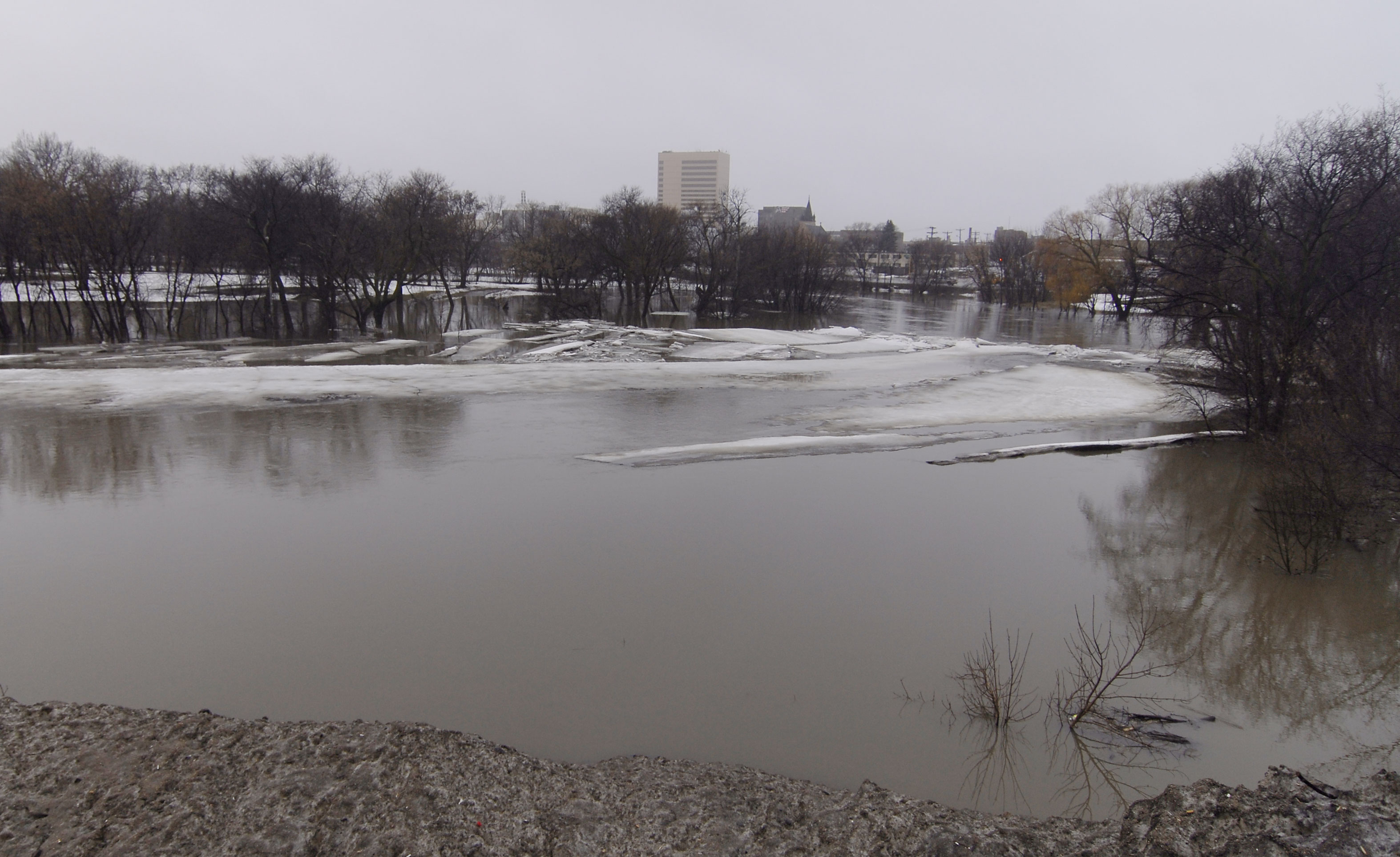 Photographs of Red River Floods at Fargo, North Dakota: 2010