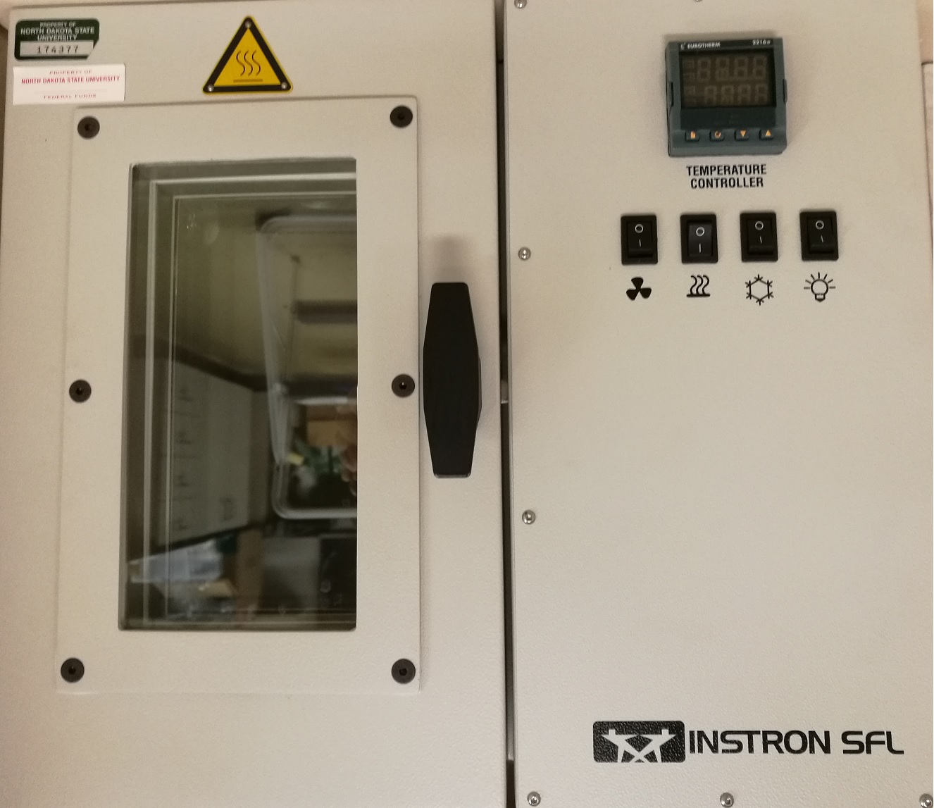 Instron Tensile Tester Coatings and Polymeric Materials NDSU