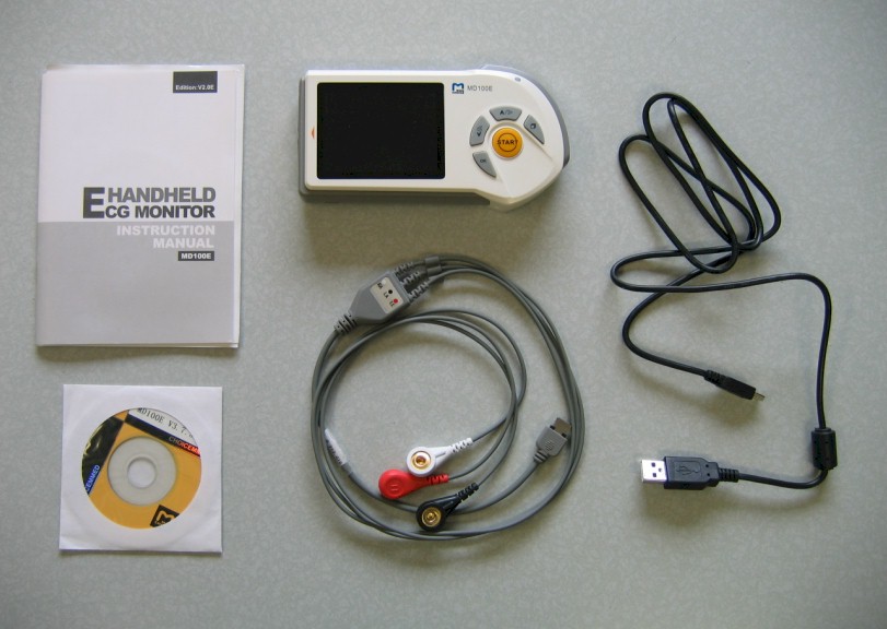 comparative-handheld-MD100E-1.jpg (91230 bytes)