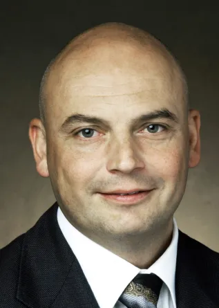 headshot of Pawel Borowicz