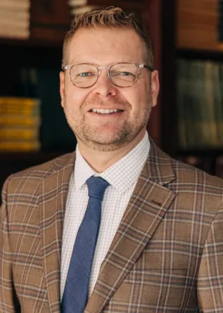 Mike Vandenberg Headshot