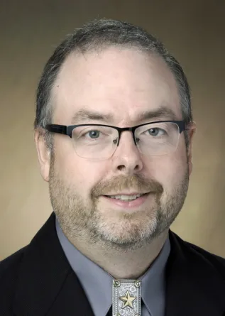 headshot of Kendall Swanson