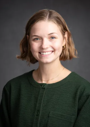 Laura Johnson Headshot