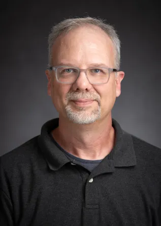 Mark Engler headshot