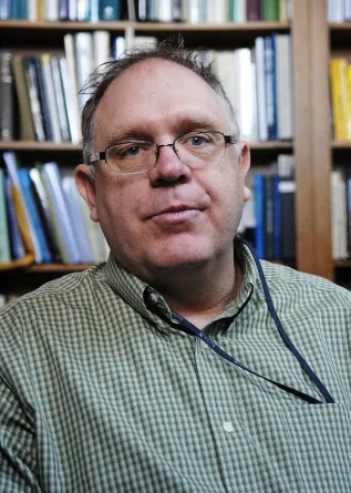 Craig Stockwell talking to an interviewer.