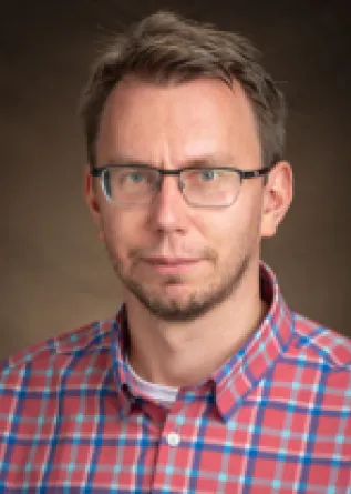 Headshot of Alexey Leontyev