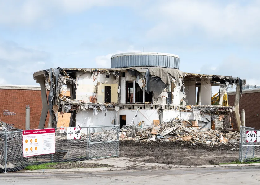Photo of the engineering building demolition