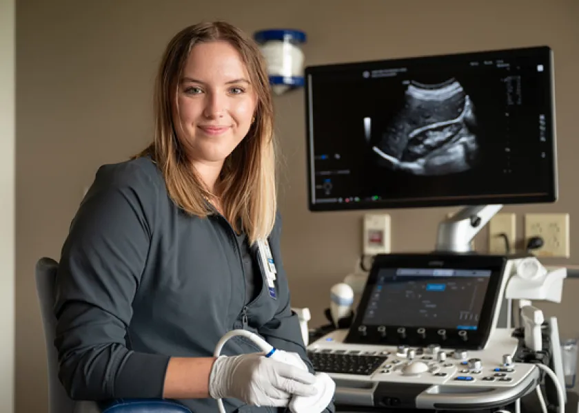 Lydia Fortin performing sonography
