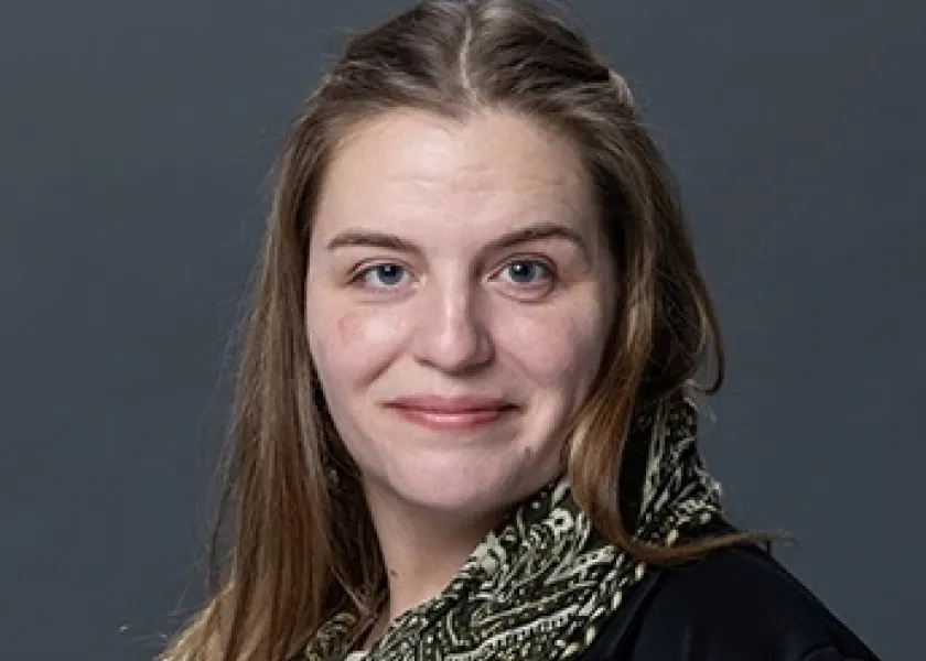 Shellie Beeker headshot