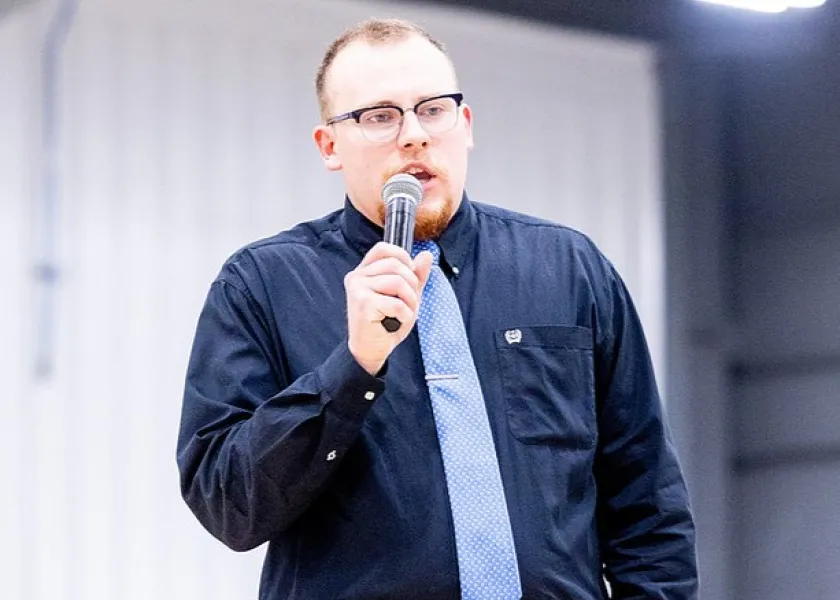 NDSU Faculty announcing in arena