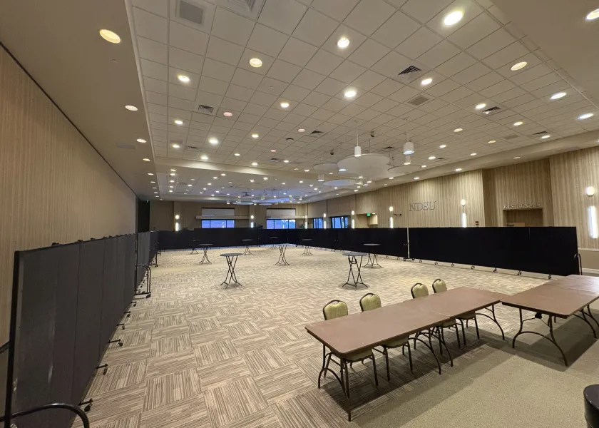 Memorial Union Ballroom B Flexscreen Displays