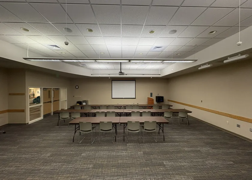 Hidatsa Meeting room set up in classroom seating style