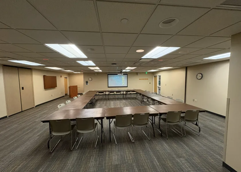 Meadow Lark Open square arrangement