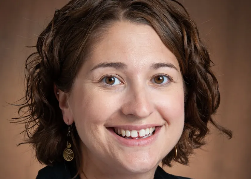 Danielle Condry headshot.