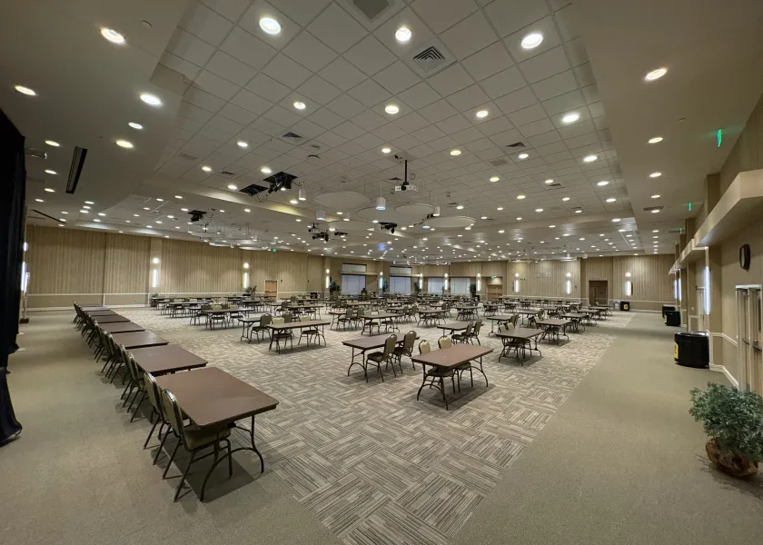 Oceti Sakowin Ballroom Resource Fair arrangement