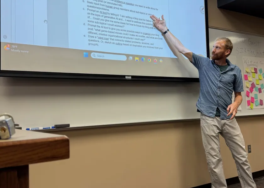 Benjamin Melby, a senior lecturer of English at NDSU and RRVWP director, teaches a class.