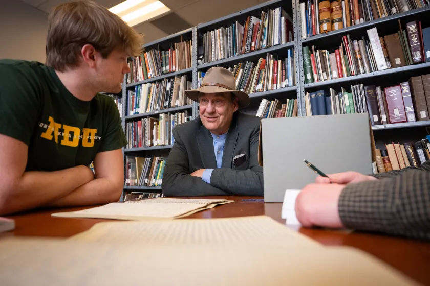 Tom Isern speaks with his grad students about Great Plains history