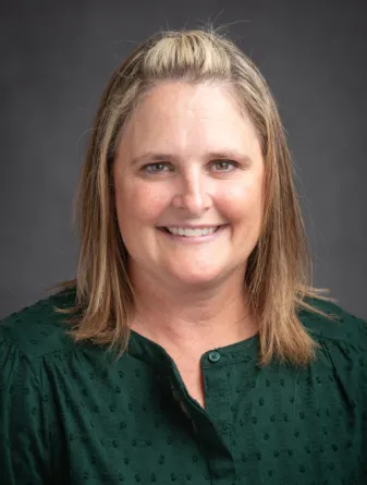 Jennifer Birst headshot