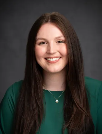 Samantha Bergrud headshot