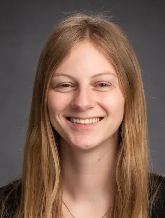 headshot of Jessie Syring