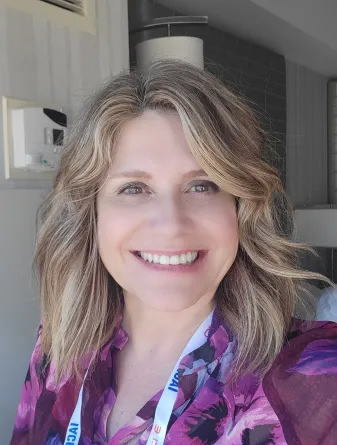 Headshot of Carol Archbold