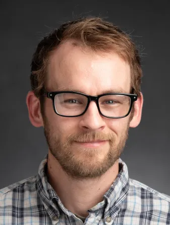 Dylan Turner headshot