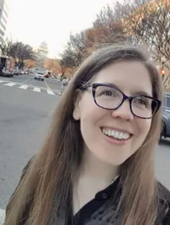 A photo of Lisa Arnold