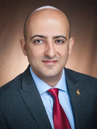 Ali Amiri Headshot