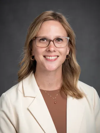 Melissa Klapperich headshot