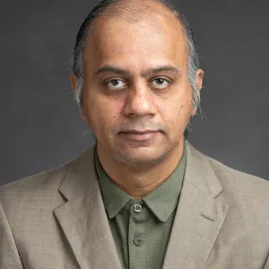 Hariharaputhiran Subramanian smiling confidently at the camera