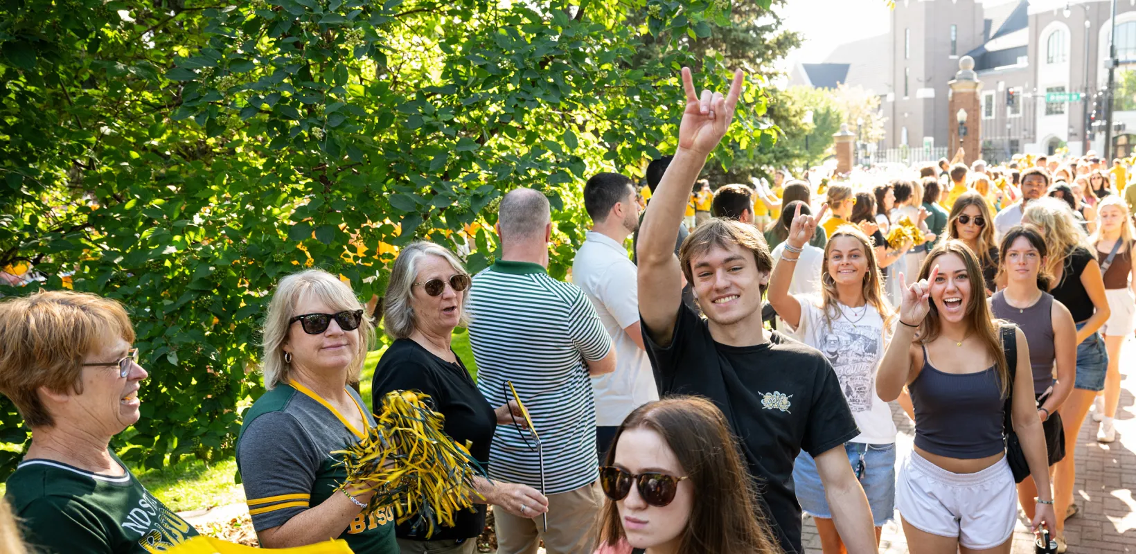 new students walk through NDSU gates on first day of class