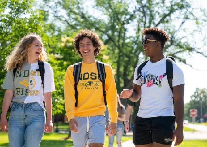 Students on NDSU campus