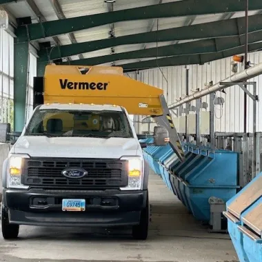 Truck filling steer feeders