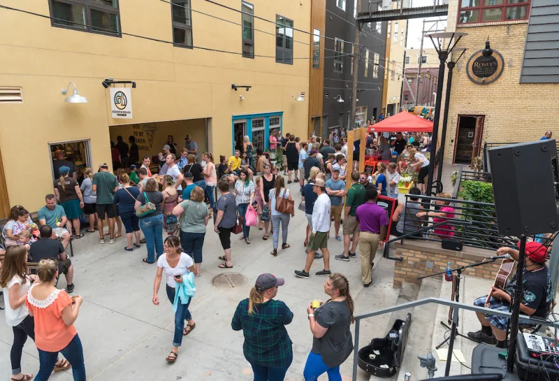 crowd at Roberts Alley event in downtown Fargo