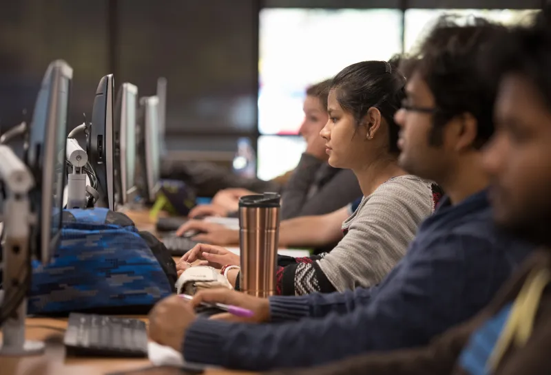 students working in a computer lab