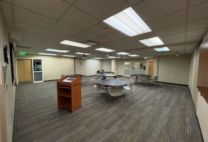 Meadowlark room with round tables set up