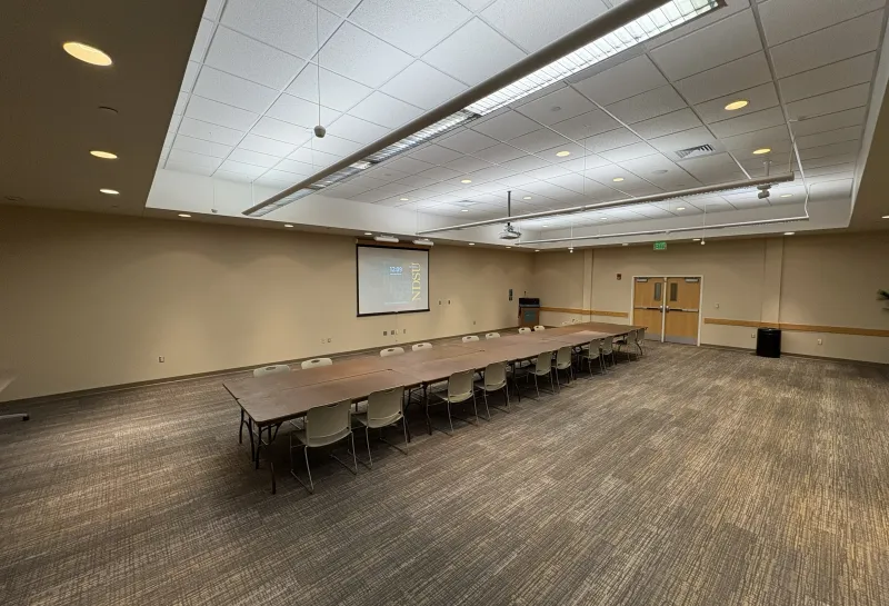 SAHNISH closed rectangle table arrangement