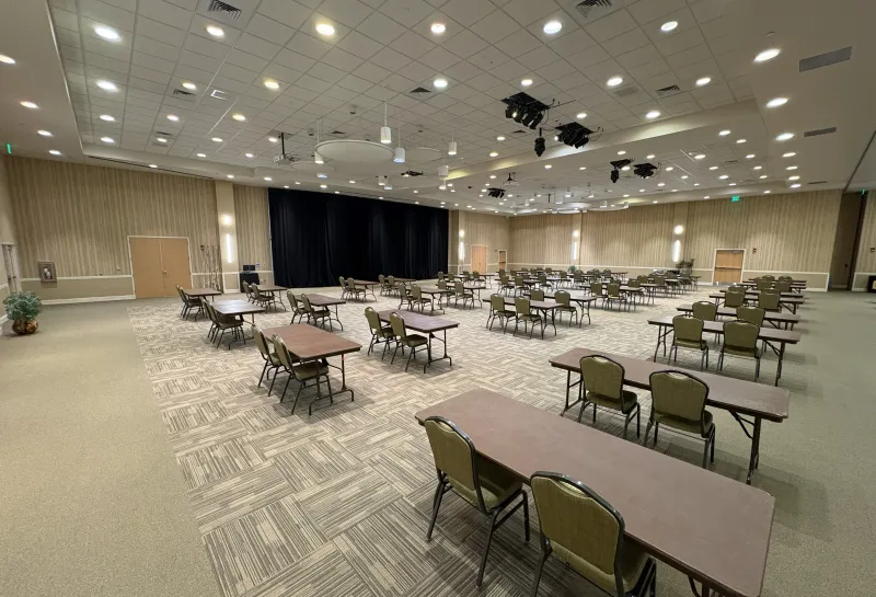 Ballroom A Classroom table arrangement